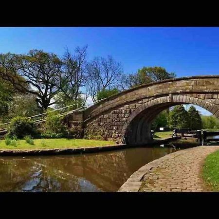 Coniston House Lancaster 3 Bedrooms Parking And Garden Exterior photo